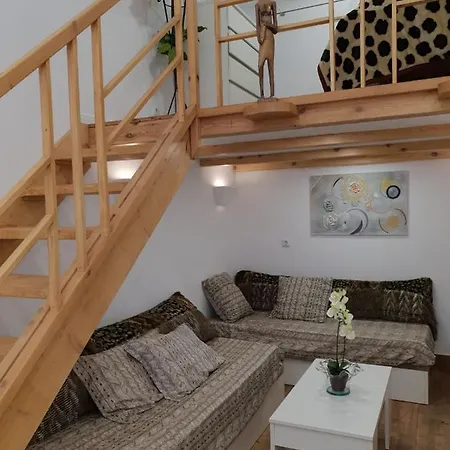 Beautiful And Loft - アパート *