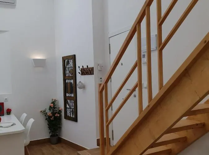 Beautiful And Loft - Alicante